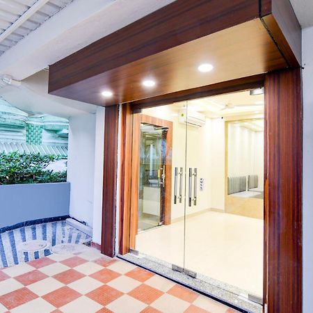 Super Townhouse Kaikhali Near Airport Calcutta (Kolkata) Esterno foto