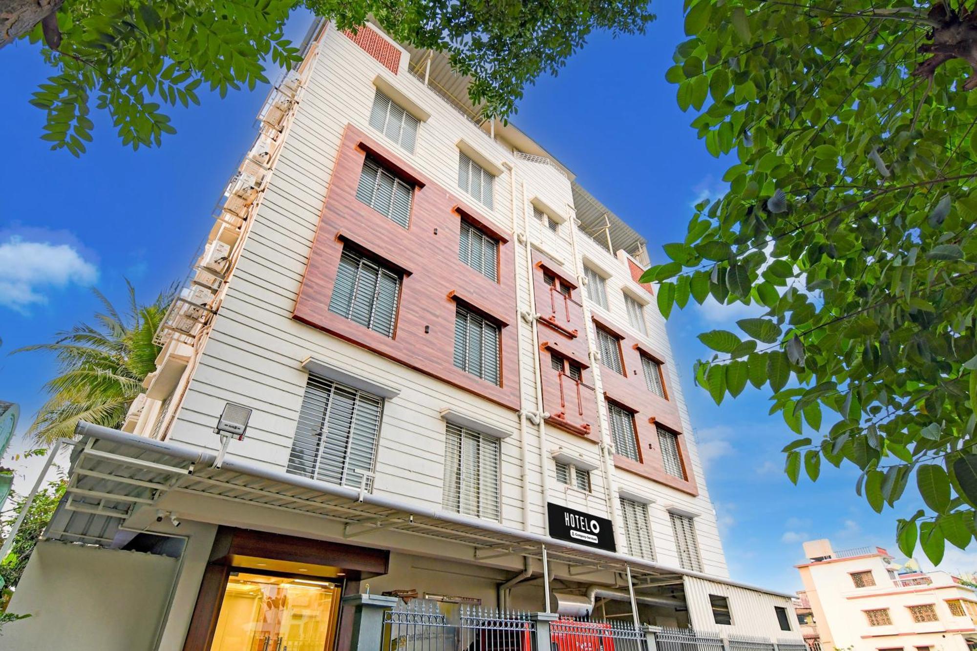 Super Townhouse Kaikhali Near Airport Calcutta (Kolkata) Esterno foto